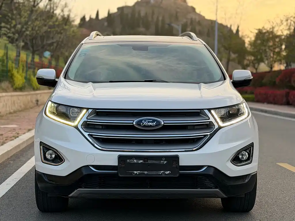 Ford Edge 2016 — фото 2