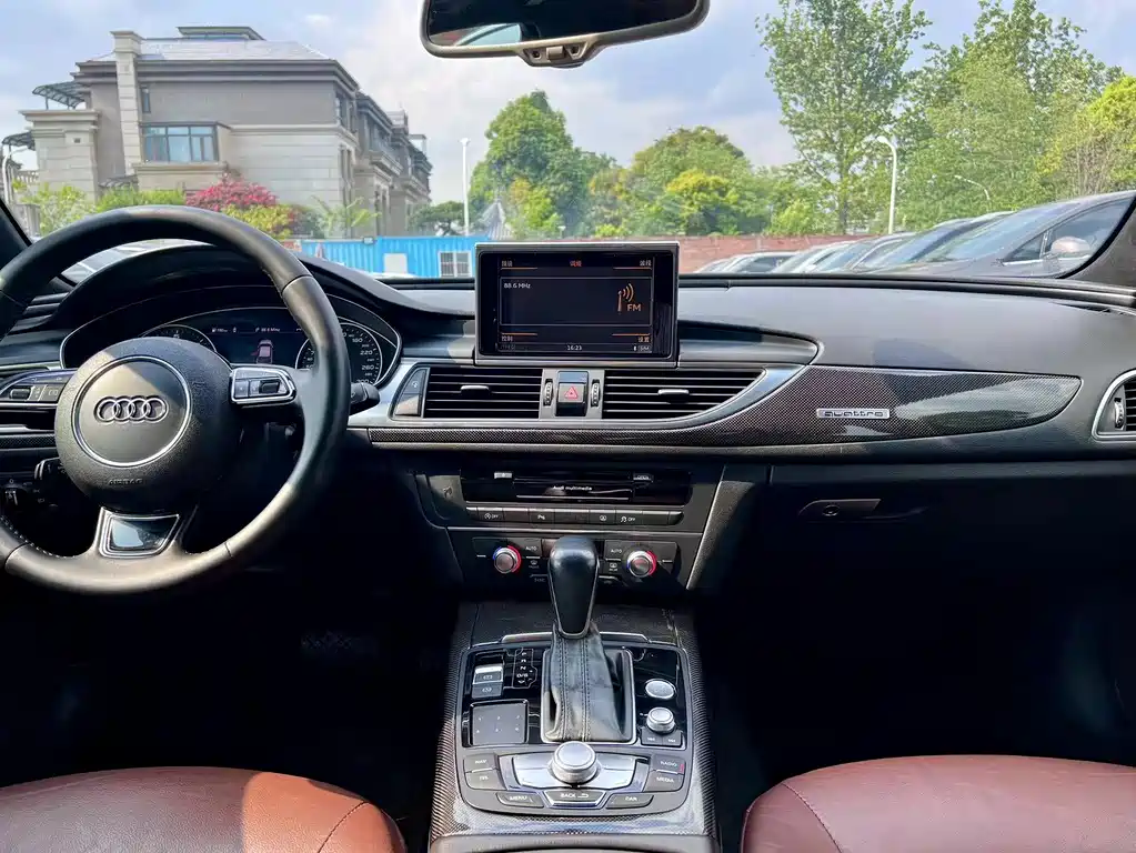 Audi A6L 2016 — фото 11