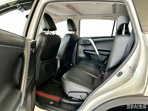 Toyota RAV4 2017