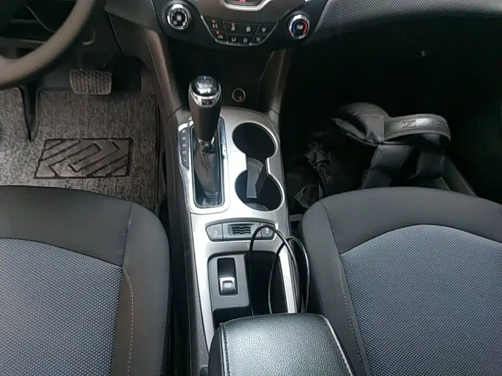 Chevrolet Cruze 2018 — фото 14
