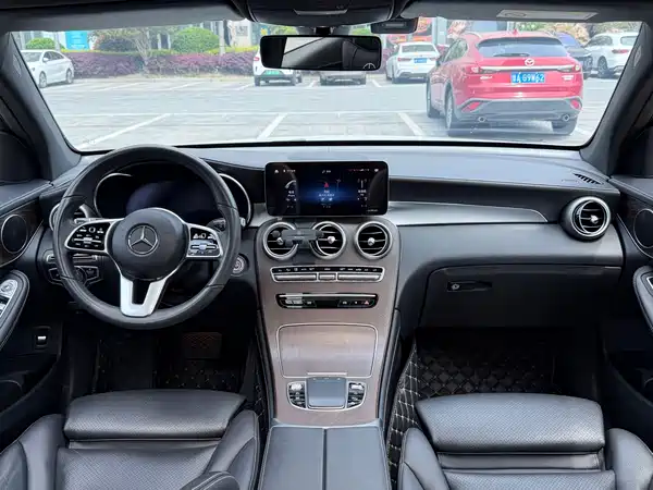 Mercedes-Benz GLC 2020