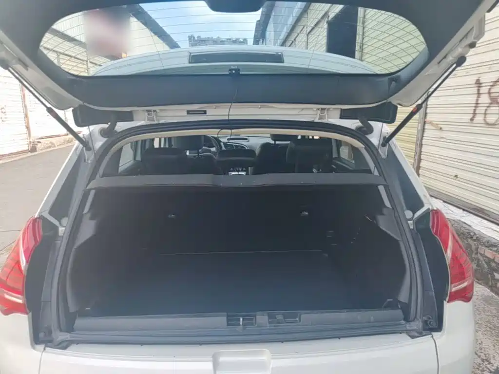 Peugeot 3008 2014 — фото 19