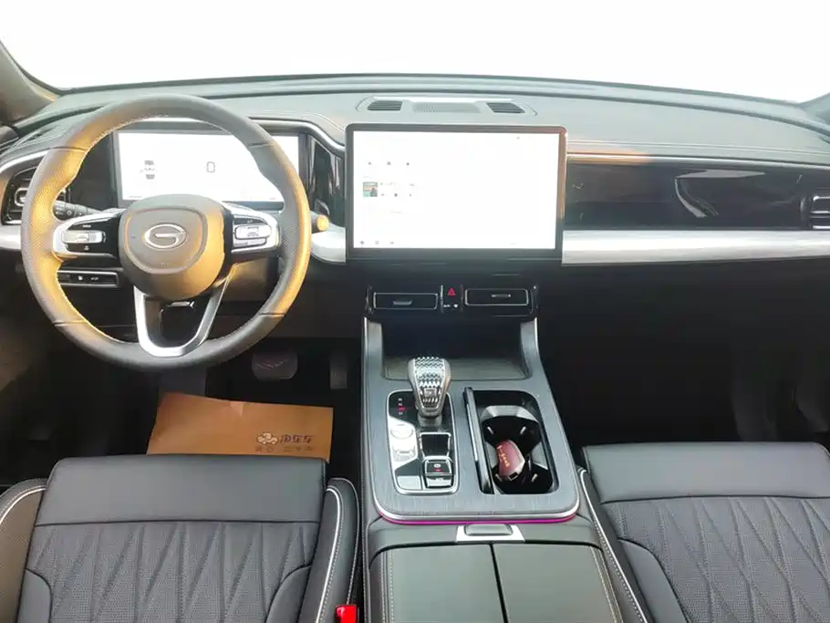 GAC Motor Trumpchi GS8 2024 — фото 12