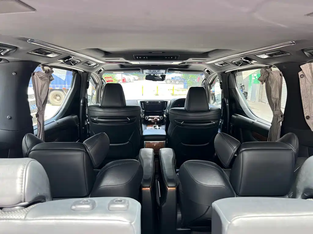 Toyota Alphard 2015 — фото 23