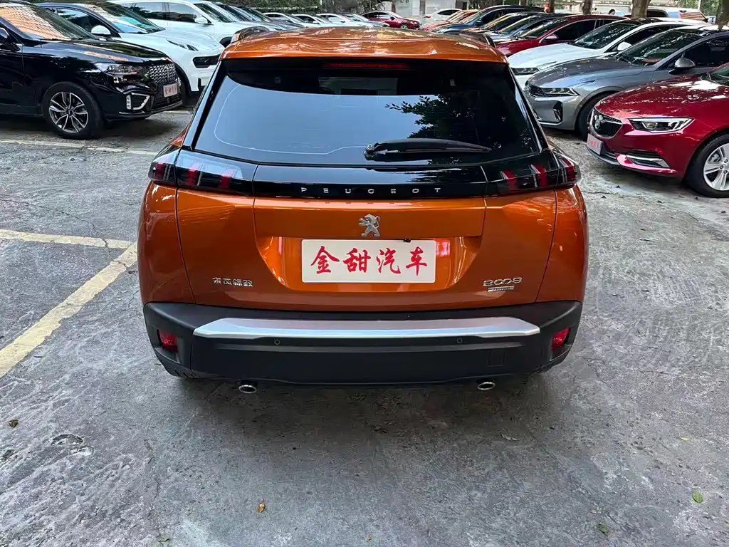Peugeot 2008 2021