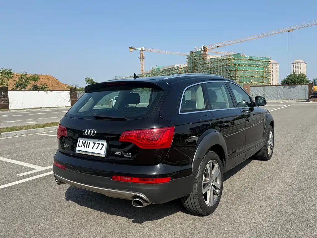 Audi Q7 2015 — фото 9