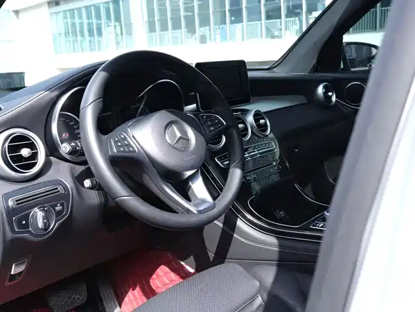 Mercedes-Benz GLC 2018