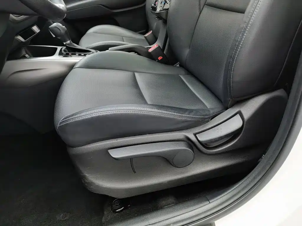 Kia KX3 2017 — фото 20