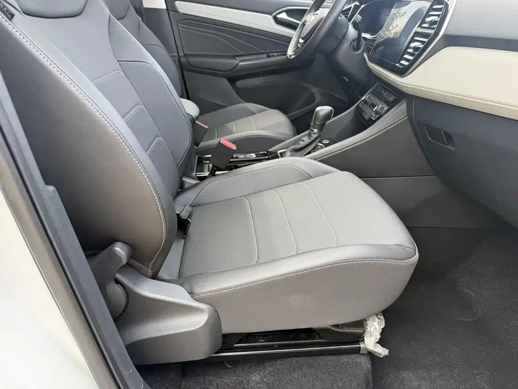 Jetta VS5 2022