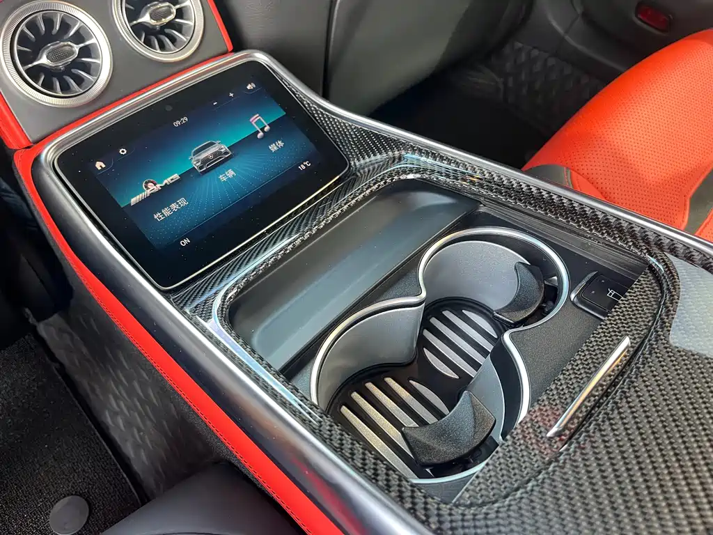 Mercedes-Benz AMG GT 2021 — фото 18