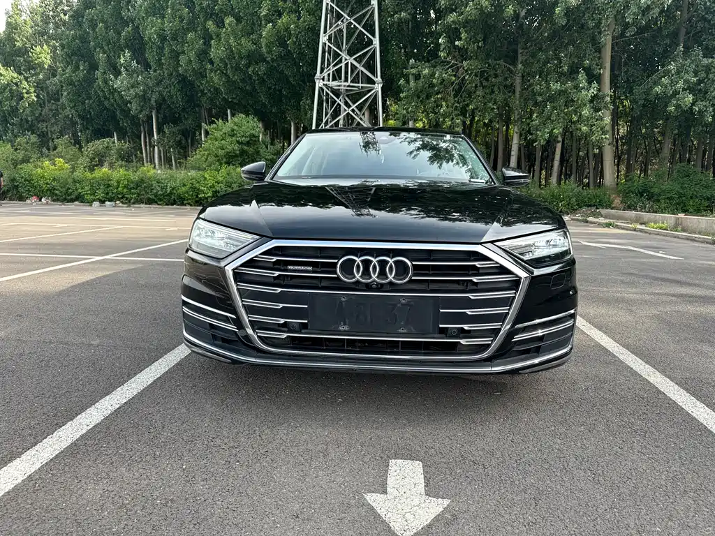 Audi A8 2019 — фото 2