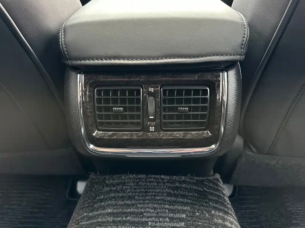Toyota Crown 2019 — фото 11