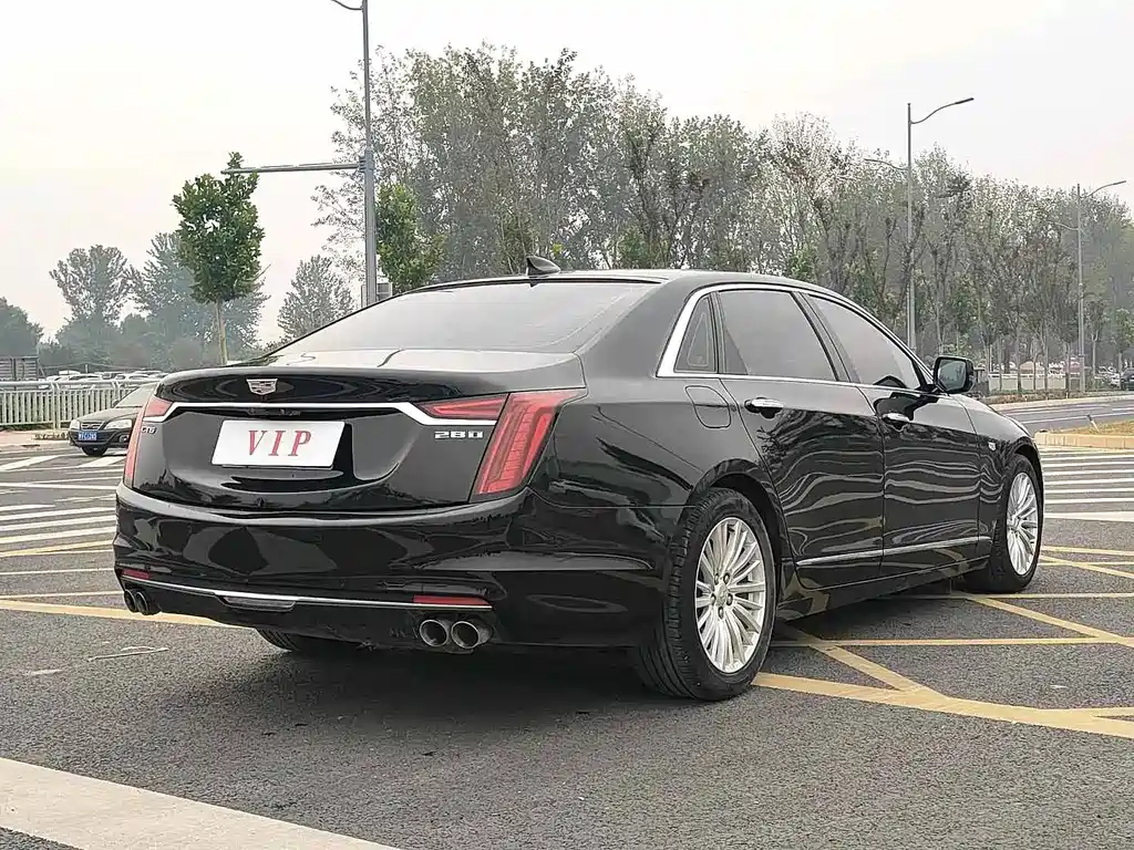 Cadillac CT6 2022 — фото 9