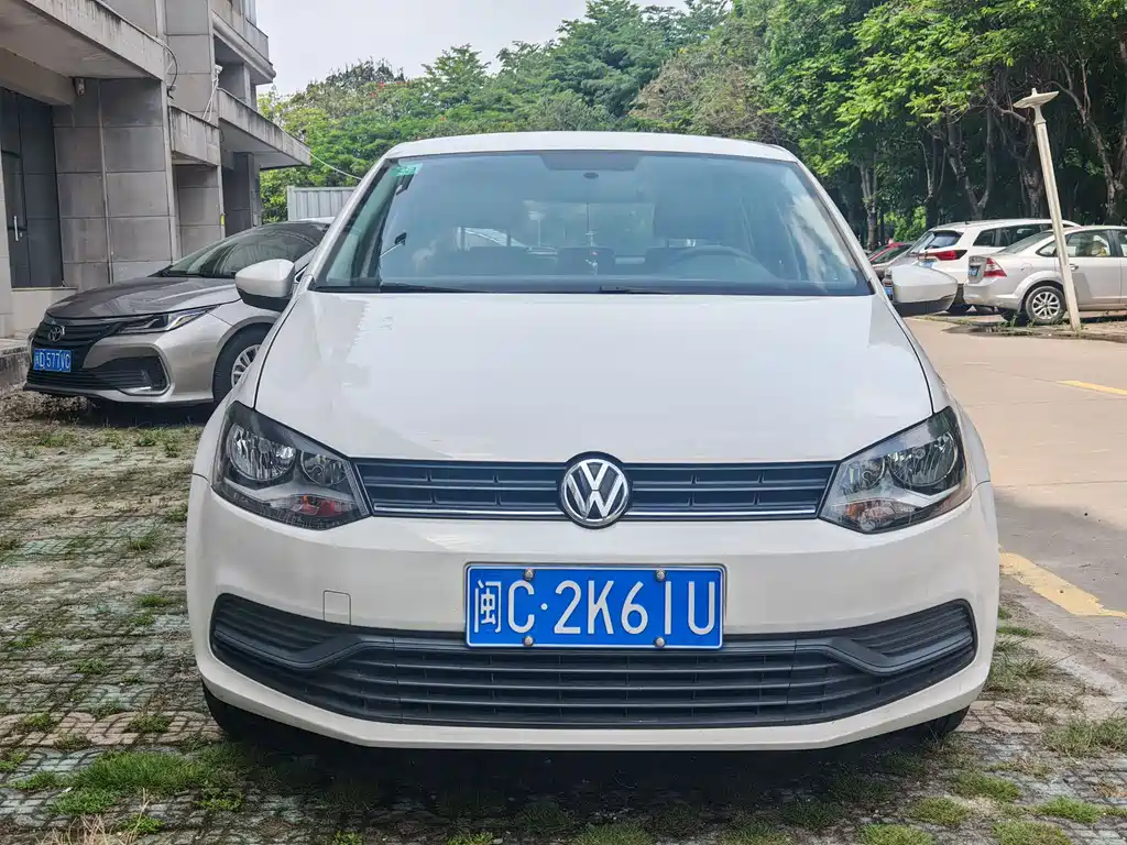 Volkswagen Polo 2016 — фото 2
