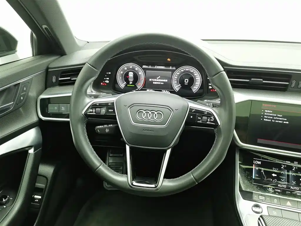 Audi A6L New Energy 2022 — фото 11