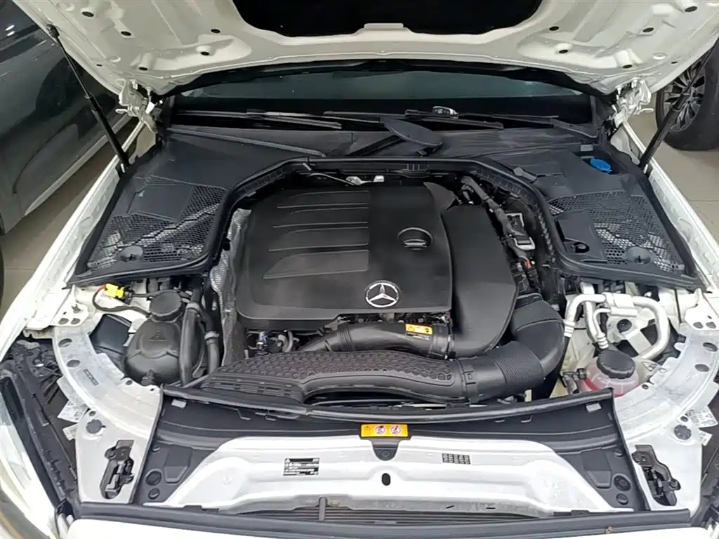 Mercedes-Benz C-Class 2020 — фото 20
