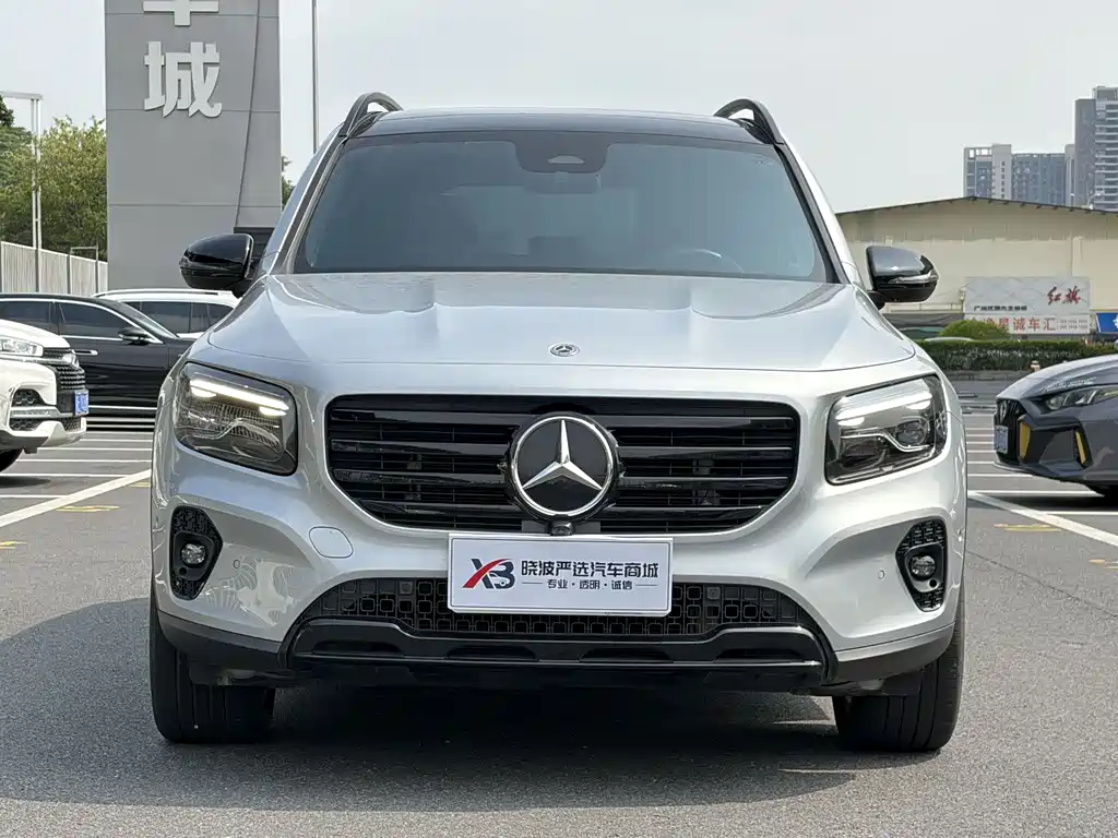 Mercedes-Benz GLB 2023 — фото 4