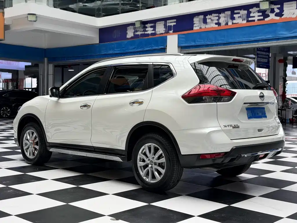Nissan X-Trail 2023 — фото 9