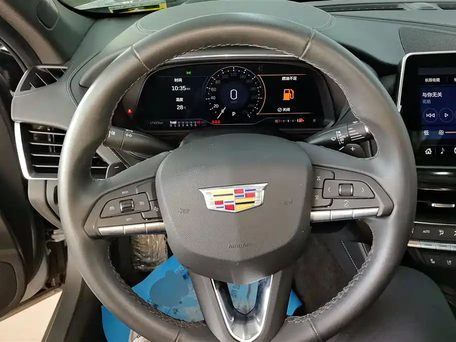 Cadillac CT5 2024 — фото 15