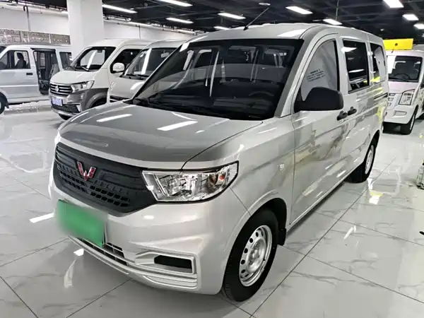 Wuling Hongguang V 2024