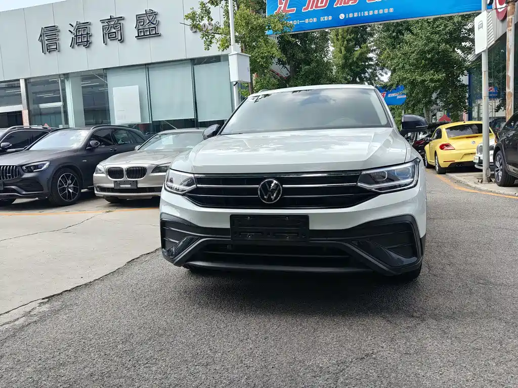 Volkswagen Tiguan L 2025