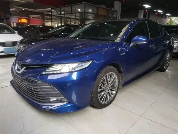 Toyota Camry 2019