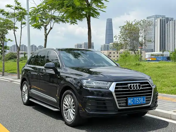 Audi Q7 2016