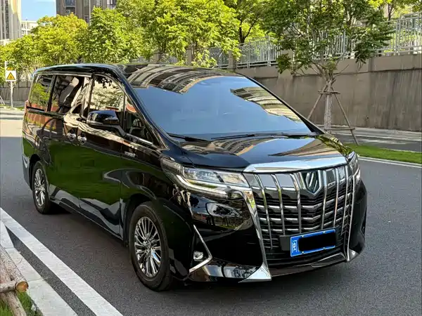 Toyota Alphard 2021