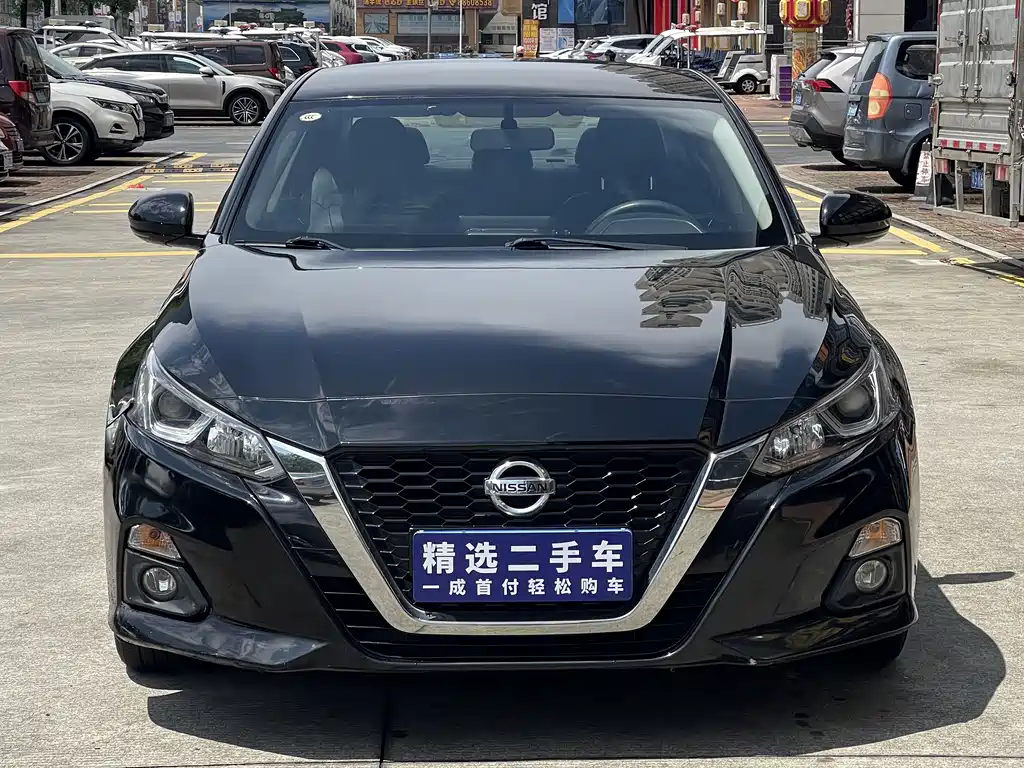 Nissan Teana 2022