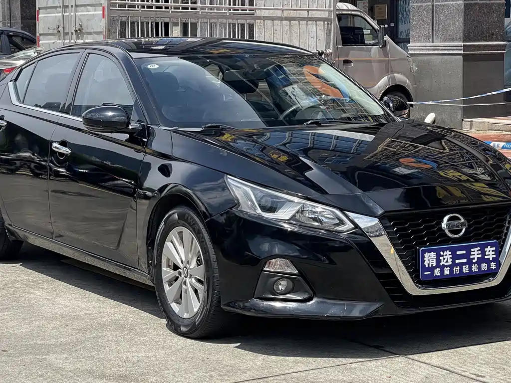 Nissan Teana 2022