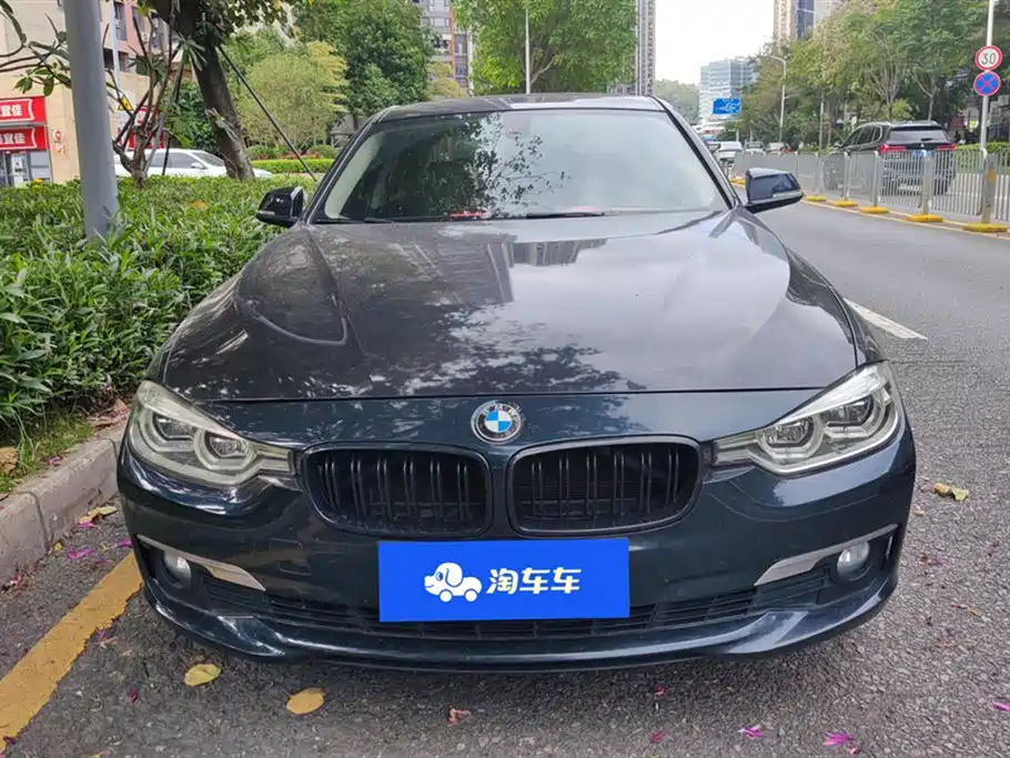 BMW 3 Series 2019 — фото 2