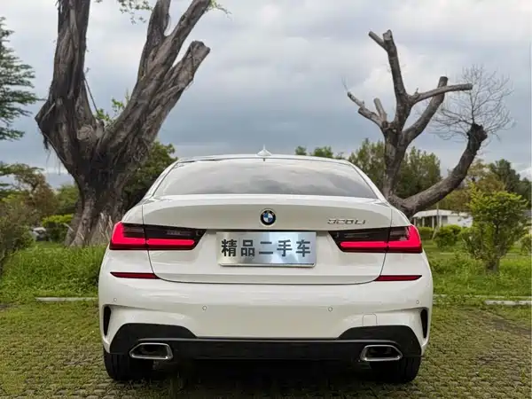 BMW 3 Series 2021