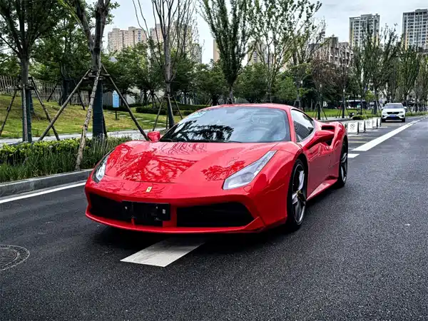 Ferrari 488 2018