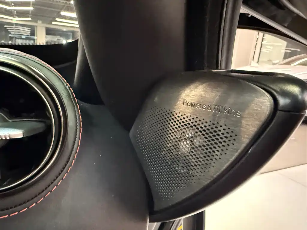McLaren 720S 2018 — фото 16