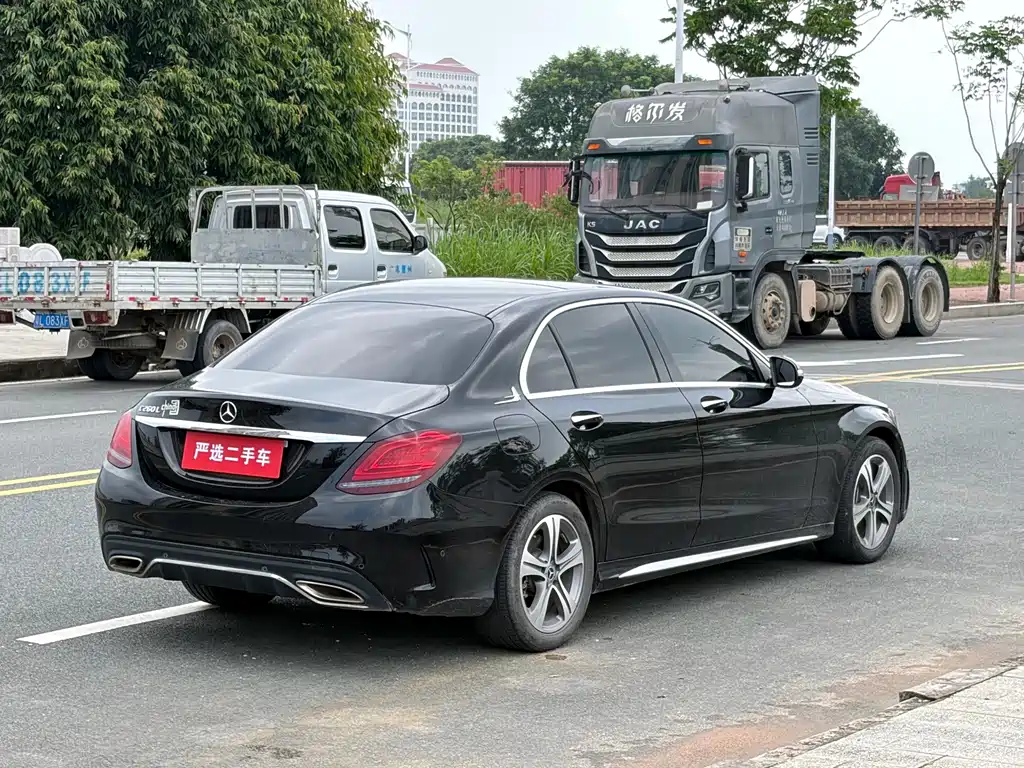 Mercedes-Benz C-Class 2020 — фото 9
