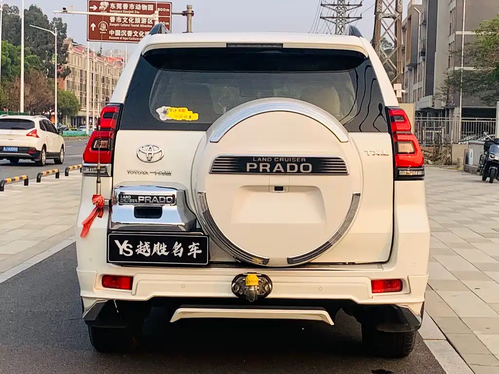 Toyota Prado 2019 — фото 4