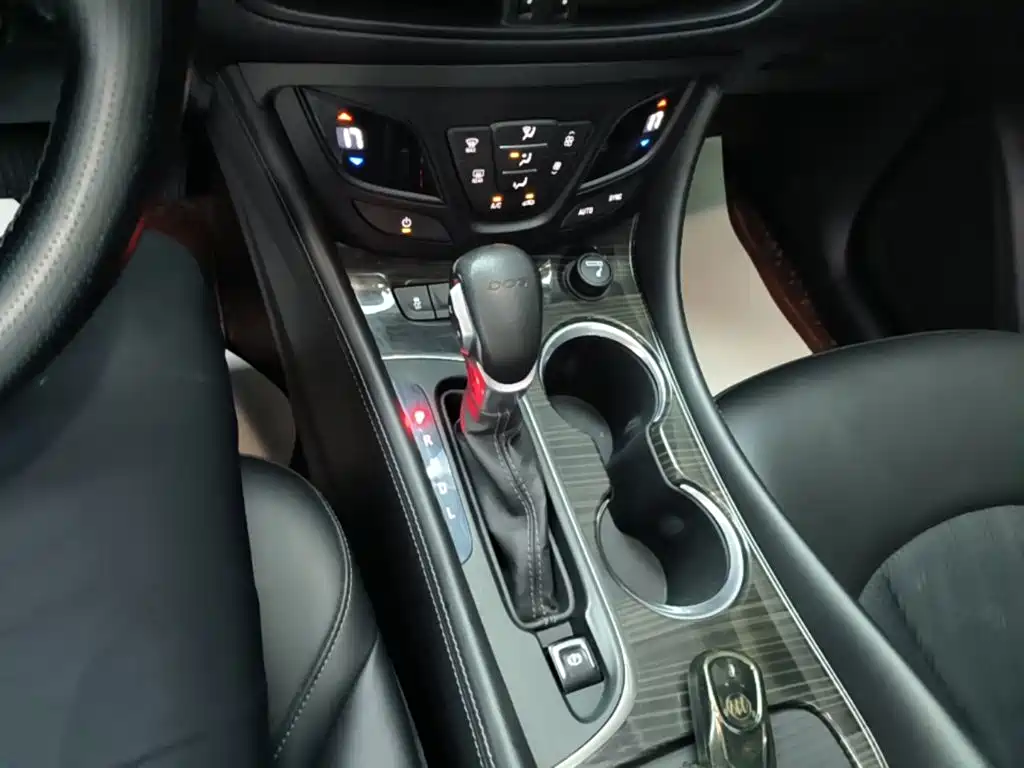Buick Envision Plus 2021 — фото 14