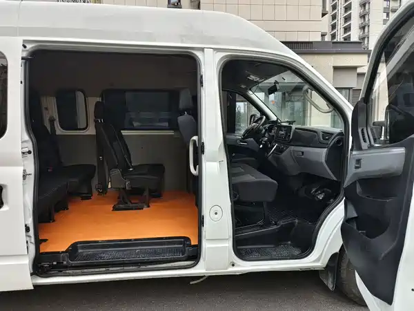 Maxus V80 2024