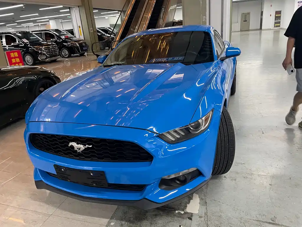 Ford Mustang 2017 — фото 2