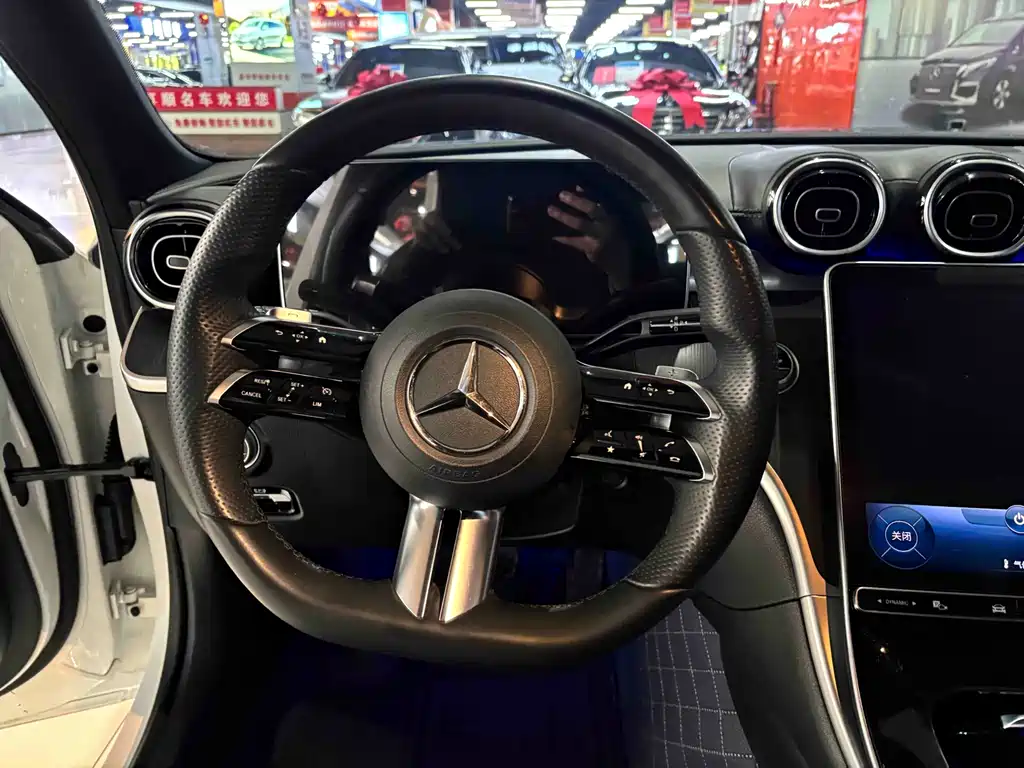 Mercedes-Benz C-Class 2022 — фото 9