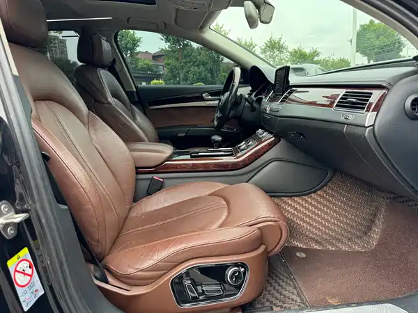Audi A8 2014