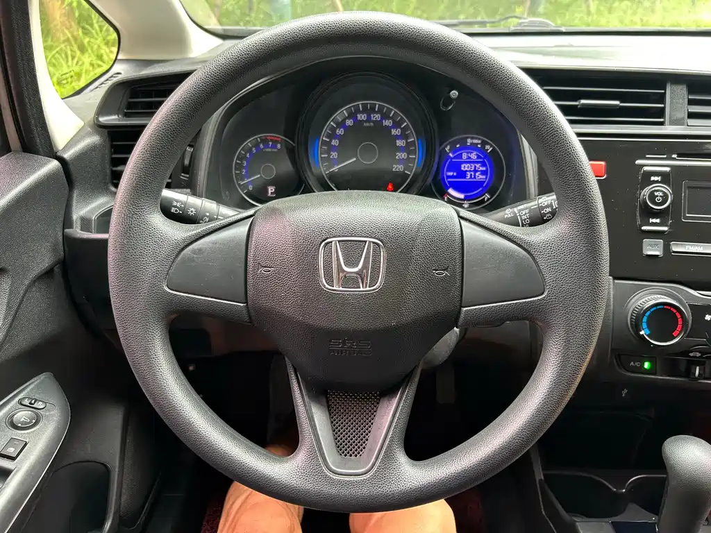 Honda Fit 2017 — фото 12