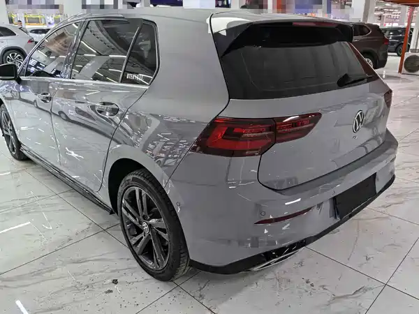 Volkswagen Golf 2020