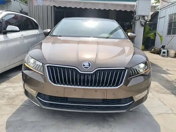 Skoda Superb 2016