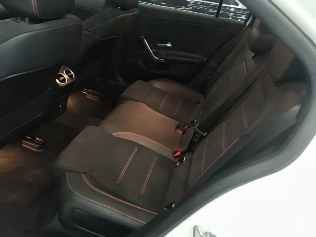 Mercedes-Benz A-Class 2023 — фото 17