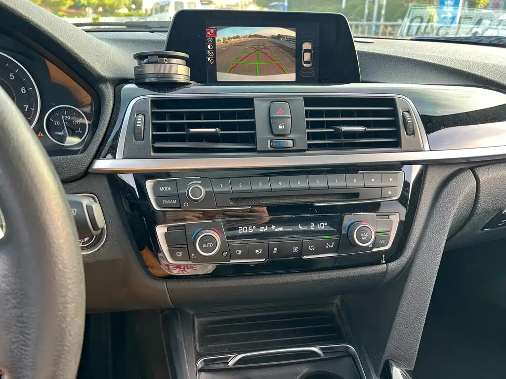 BMW 3 Series 2017