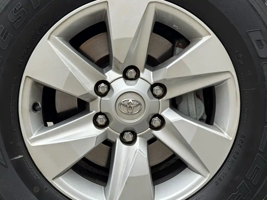 Toyota Prado 2020 — фото 11