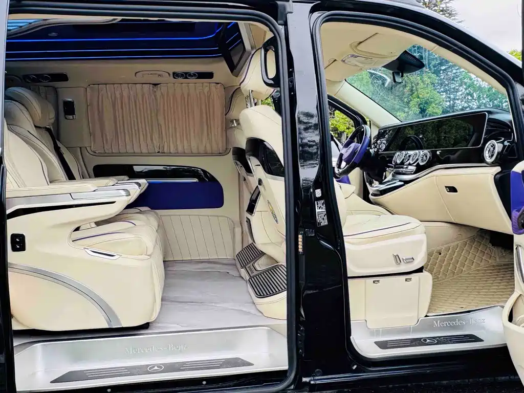 Mercedes-Benz Vito 2023 — фото 14