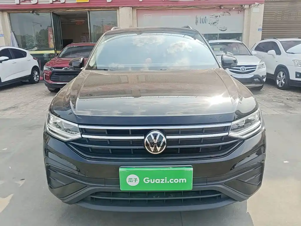 Volkswagen Tiguan L 2024