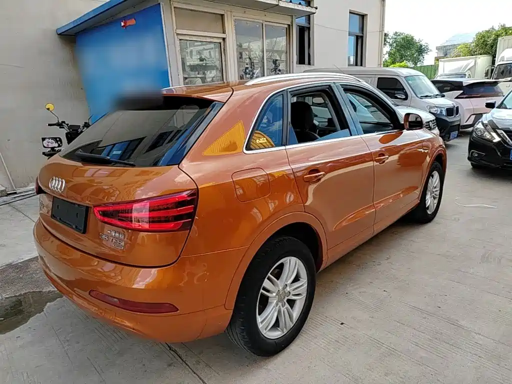 Audi Q3 2014